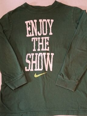 Nike Kids Long-Sleeve Tee with 'Enjoy The Show' Graphic - Dark Green